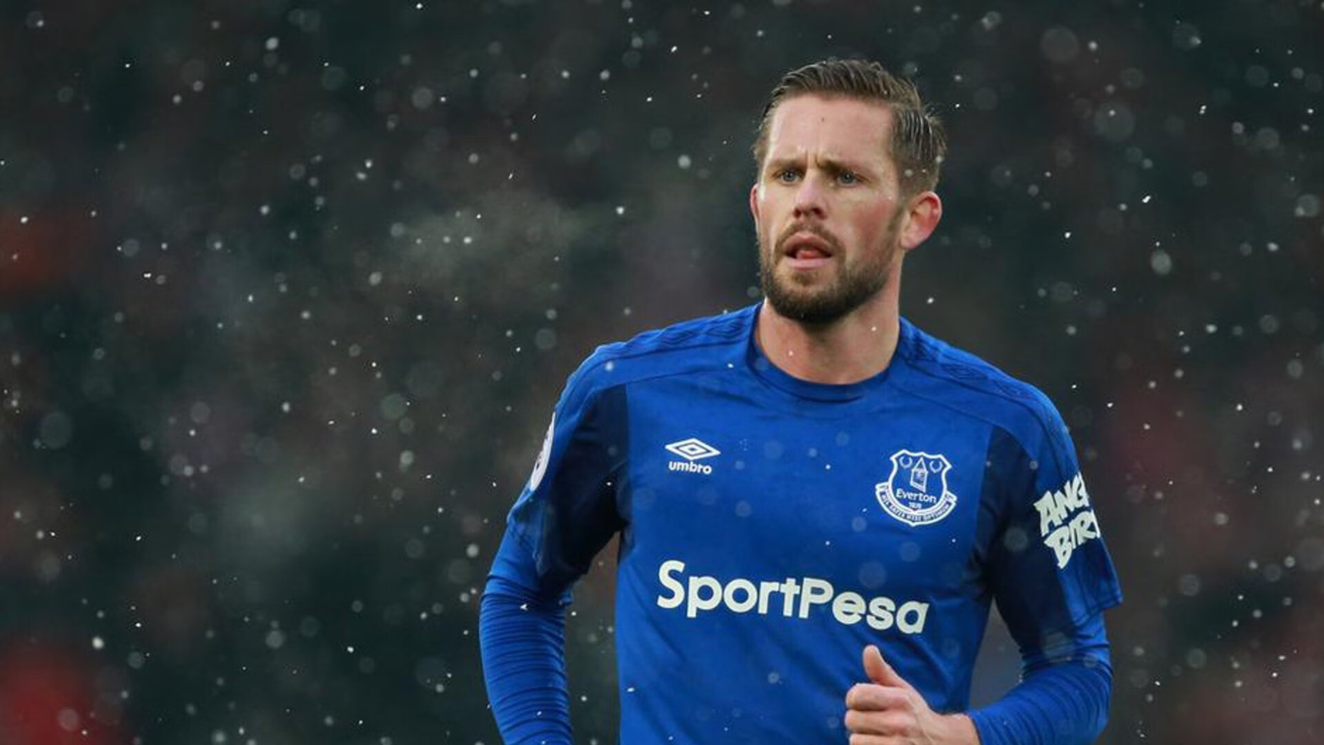 反败为胜引爆全场！德约科维奇意外战胜FPX赢得满堂喝彩