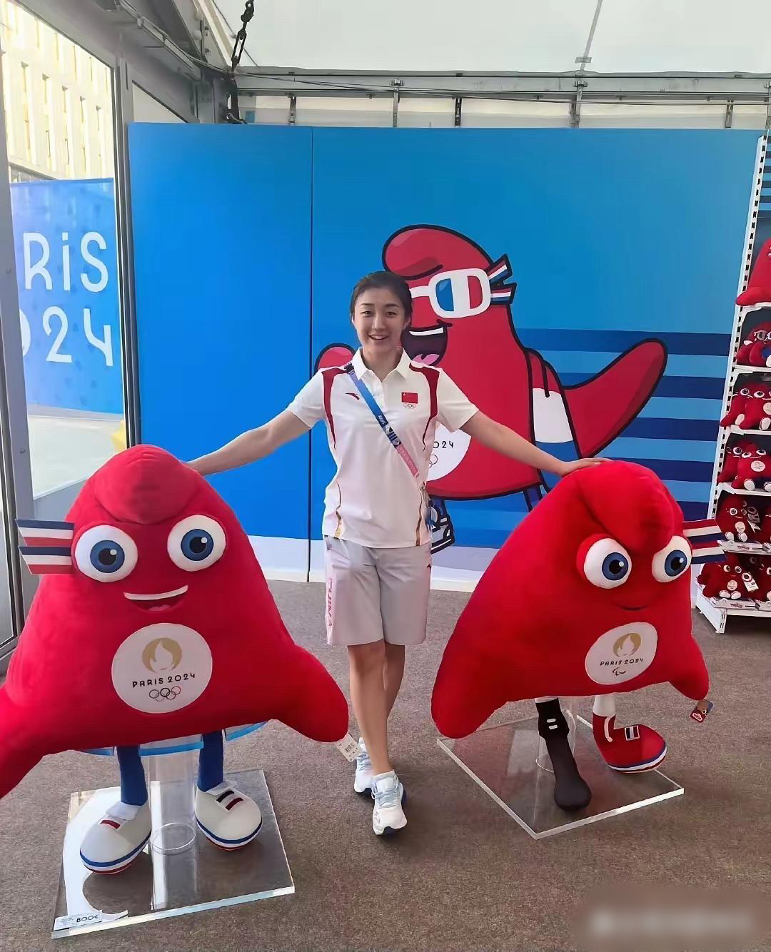 陈梦复出首秀出彩,洛杉矶快船主场横扫AC米兰,豪取11连胜